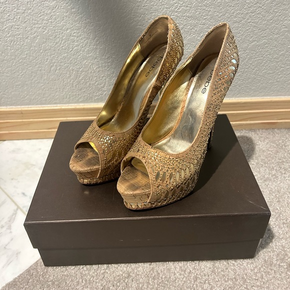 Bebe Gold Heels - Picture 2 of 3
